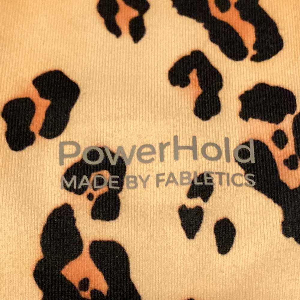 NWOT! Fabletics PowerHold animal print leggings - Picture 5 of 8